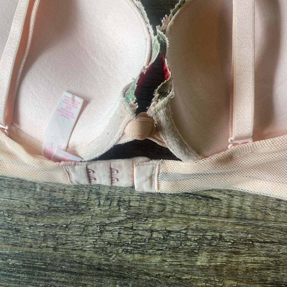 Victoria’s Secret Floral Embroidered Lingerie Set - Pink and Green Size 32C/M - Picture 8 of 17